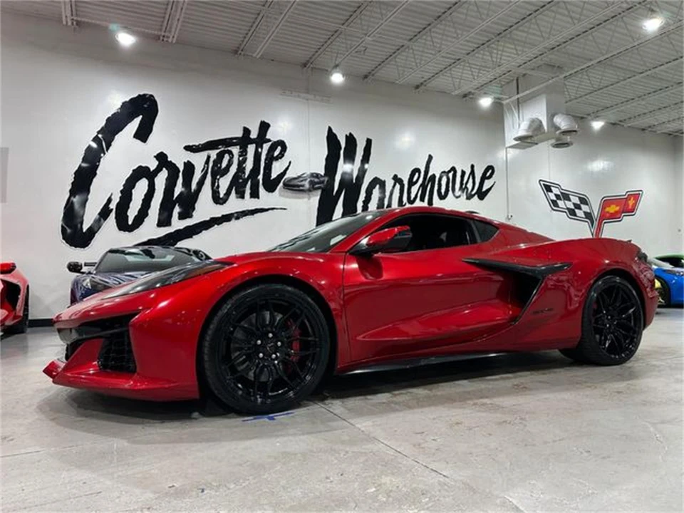 2024 Chevrolet Corvette C8 - Image 25 of 30