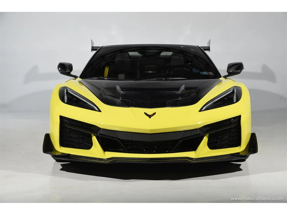 2024 Chevrolet Corvette C8 - Image 2 of 31