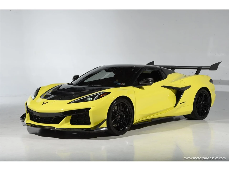2024 Chevrolet Corvette C8 - Image 4 of 31