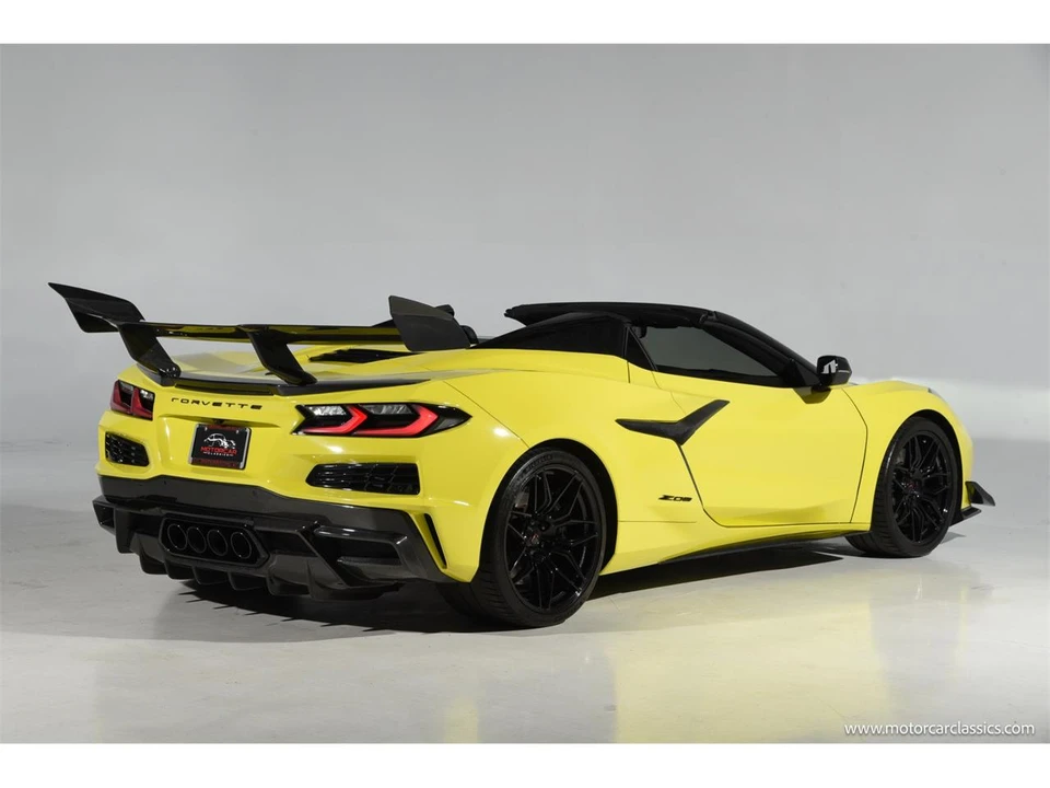2024 Chevrolet Corvette C8 - Image 8 of 31