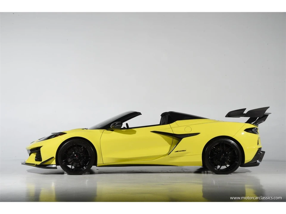 2024 Chevrolet Corvette C8 - Image 13 of 31