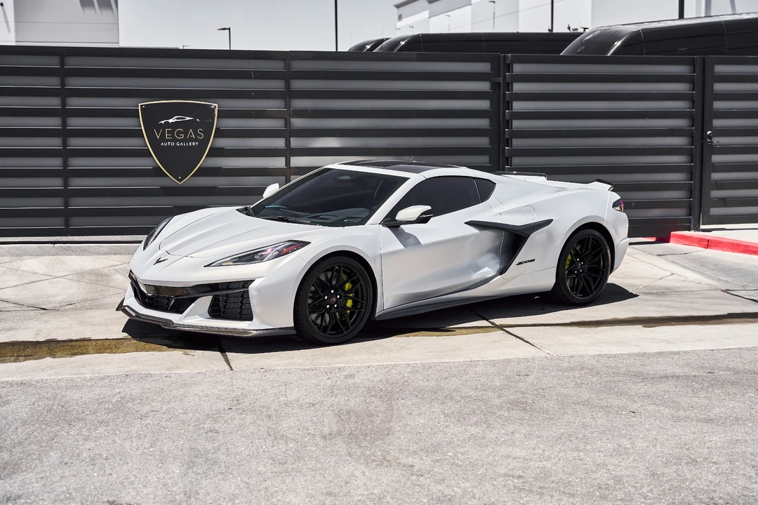 2024 Chevrolet Corvette - Image 5 of 31
