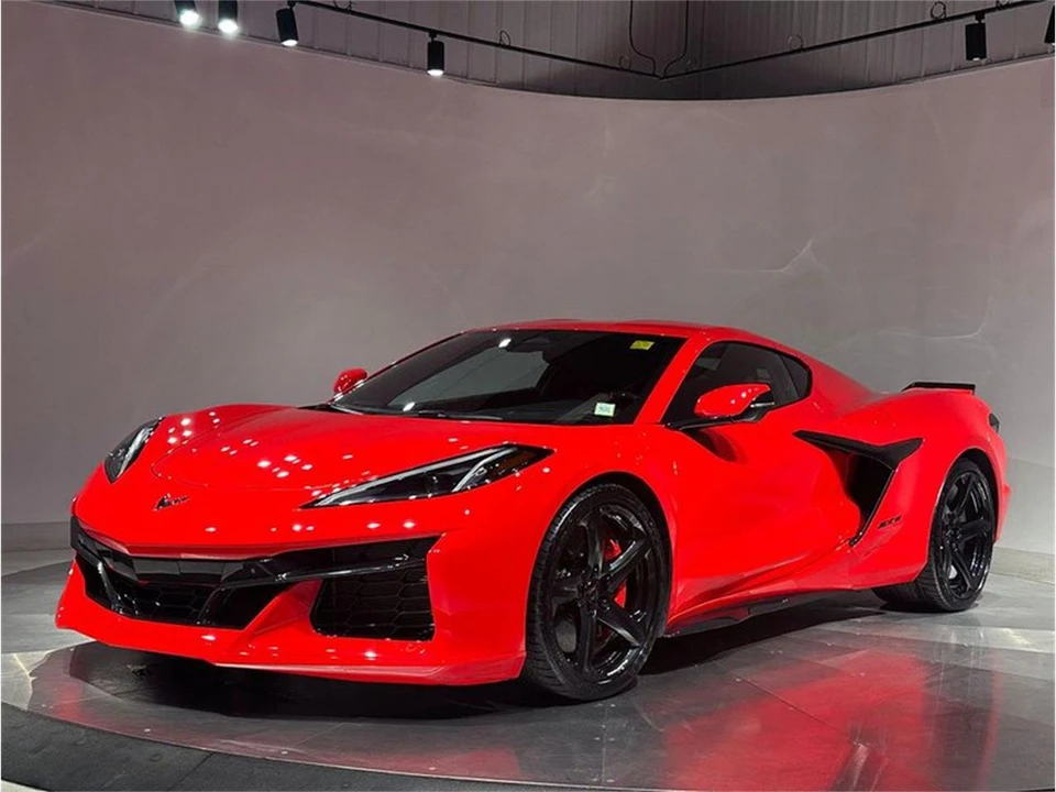 2024 Chevrolet Corvette C8 - Image 2 of 31