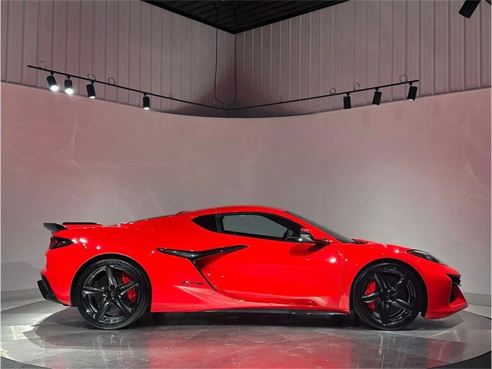 2024 Chevrolet Corvette C8 - Image 5 of 31