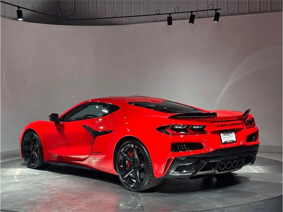 2024 Chevrolet Corvette C8 - Image 11 of 31