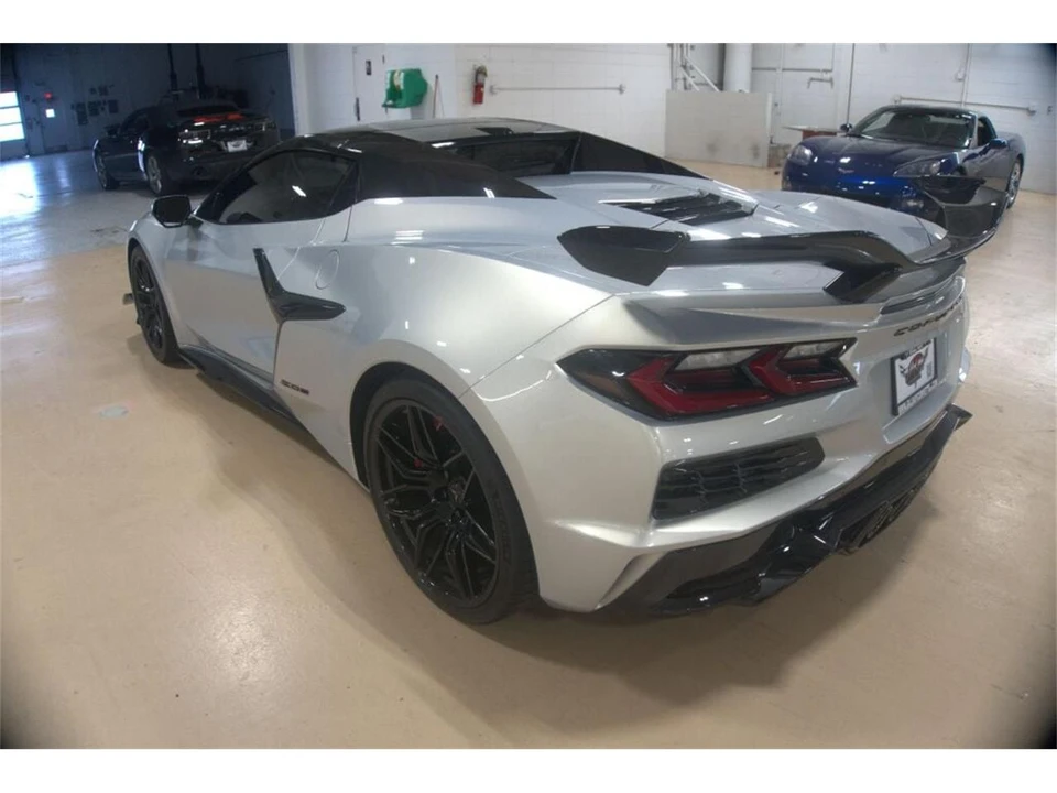 2024 Chevrolet Corvette C8 - Image 3 of 31