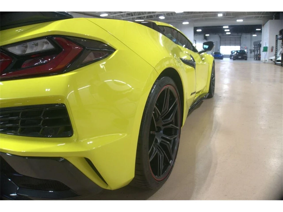 2024 Chevrolet Corvette C8 - Image 25 of 31