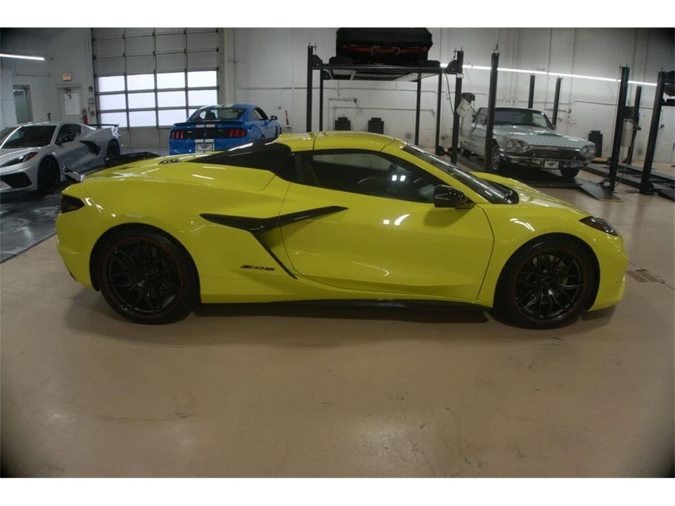2024 Chevrolet Corvette C8 - Image 6 of 31