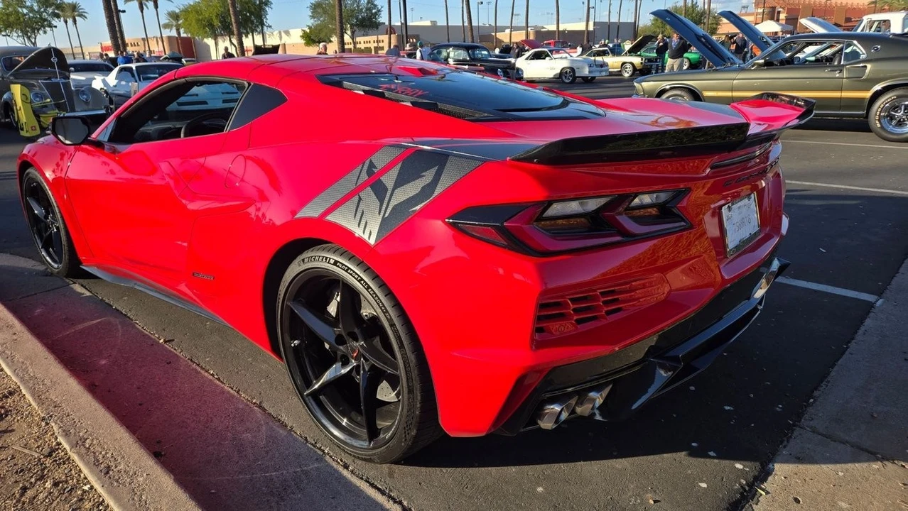 2024 Chevrolet Corvette C8 - Image 7 of 12