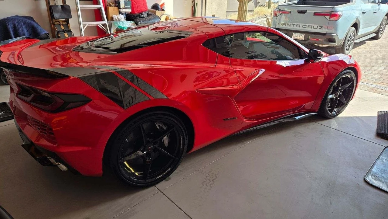 2024 Chevrolet Corvette C8 - Image 5 of 14