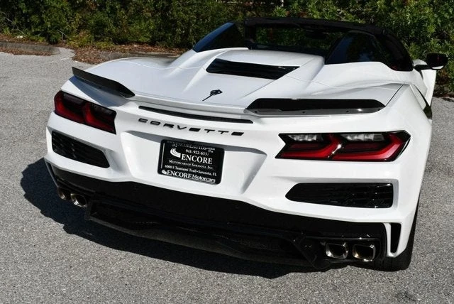 2024 Chevrolet Corvette C8 E-Ray - Image 10 of 31