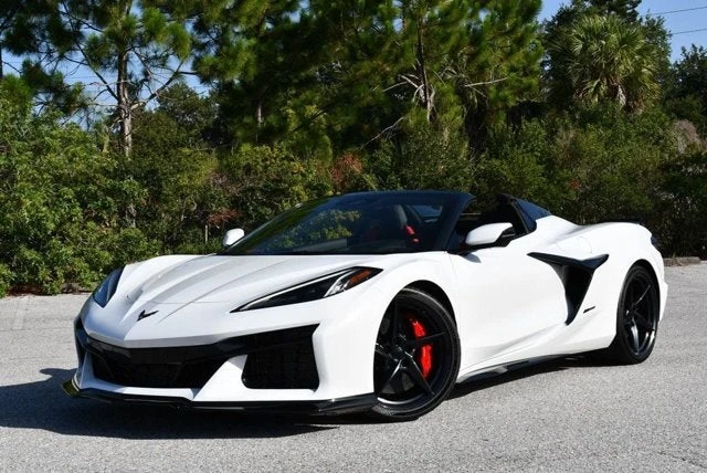 2024 Chevrolet Corvette C8 E-Ray - Image 28 of 31