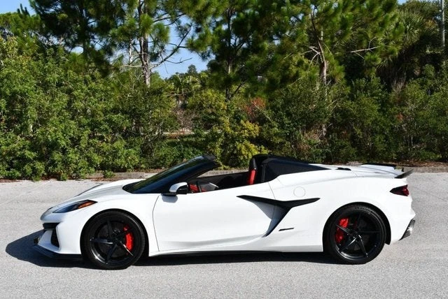 2024 Chevrolet Corvette C8 E-Ray - Image 31 of 31