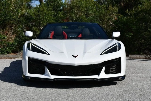 2024 Chevrolet Corvette C8 E-Ray - Image 9 of 31