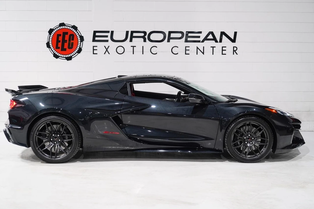 2024 Chevrolet Corvette C8 - Image 8 of 21