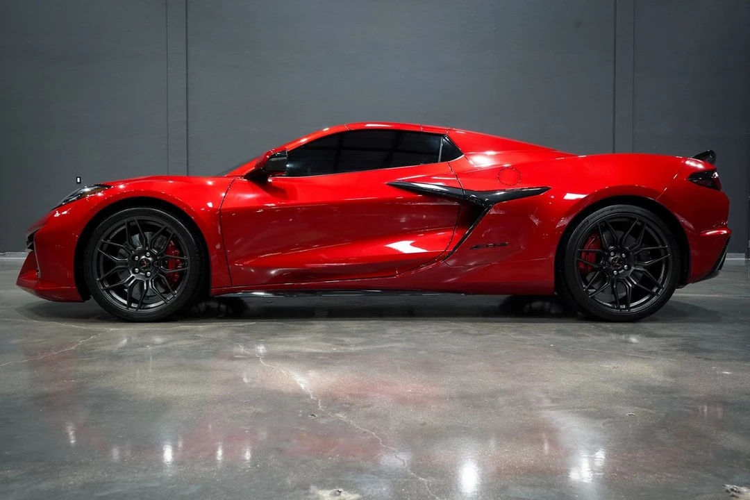 2024 Chevrolet Corvette C8 - Image 20 of 31