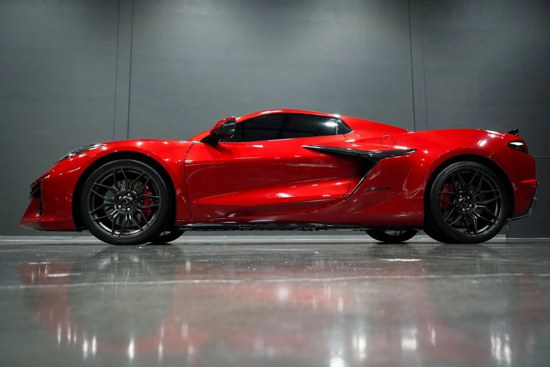 2024 Chevrolet Corvette C8 - Image 19 of 31
