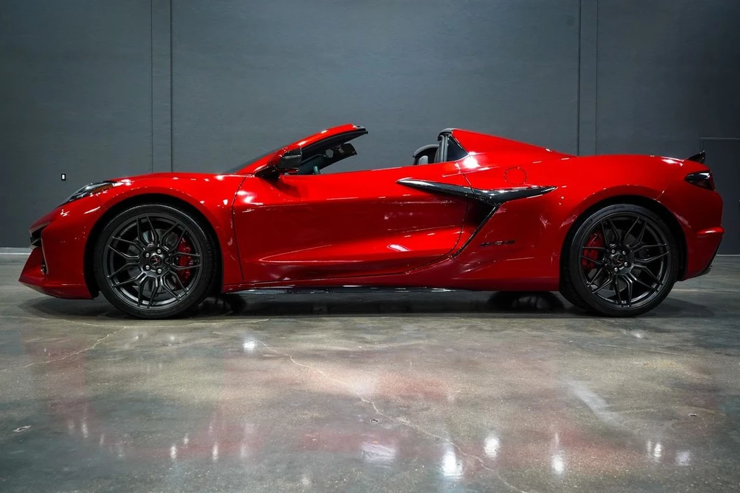 2024 Chevrolet Corvette C8 - Image 2 of 21