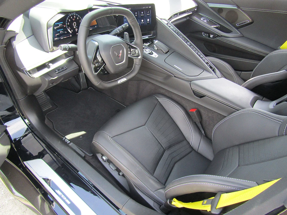 2024 Chevrolet Corvette C8 Z06 - Image 11 of 30