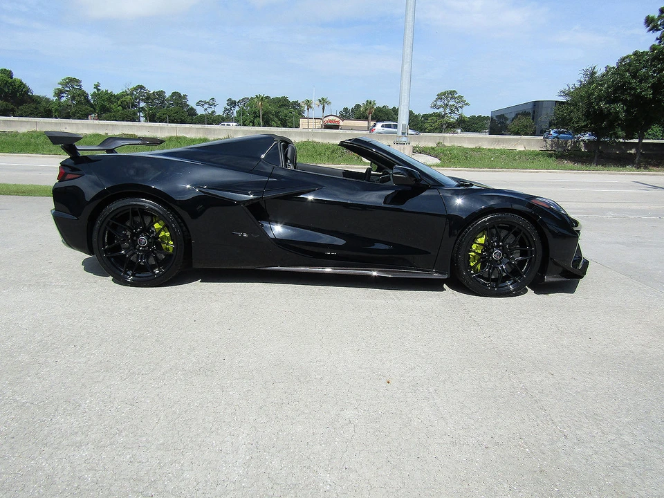 2024 Chevrolet Corvette C8 Z06 - Image 4 of 30