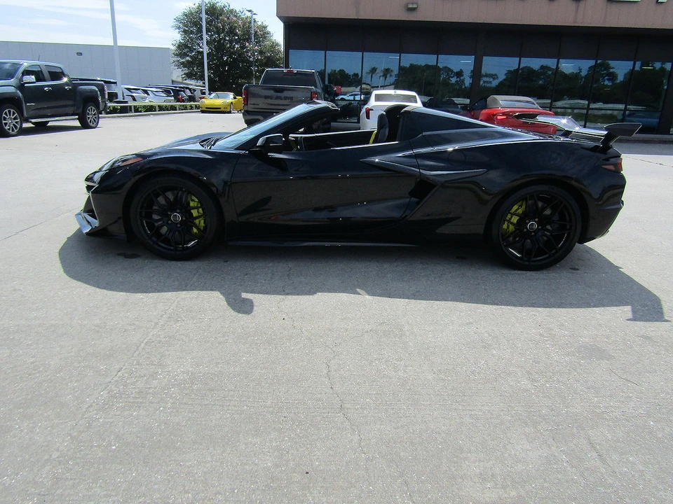 2024 Chevrolet Corvette C8 Z06 - Image 8 of 30