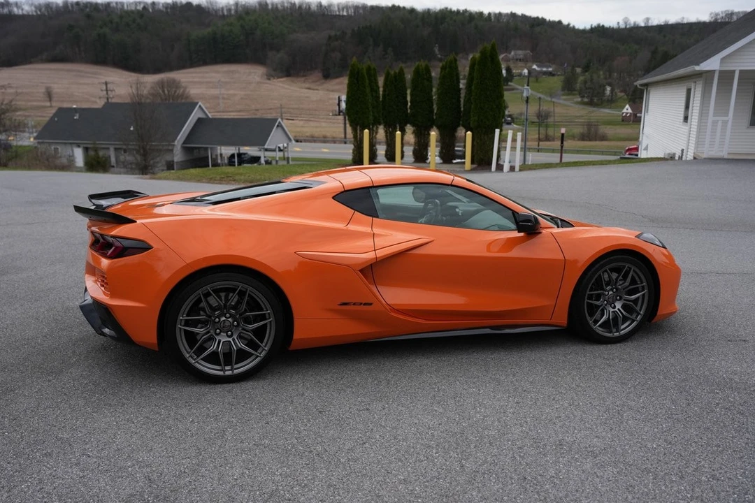 2024 Chevrolet Corvette C8 Z06 - Image 15 of 21