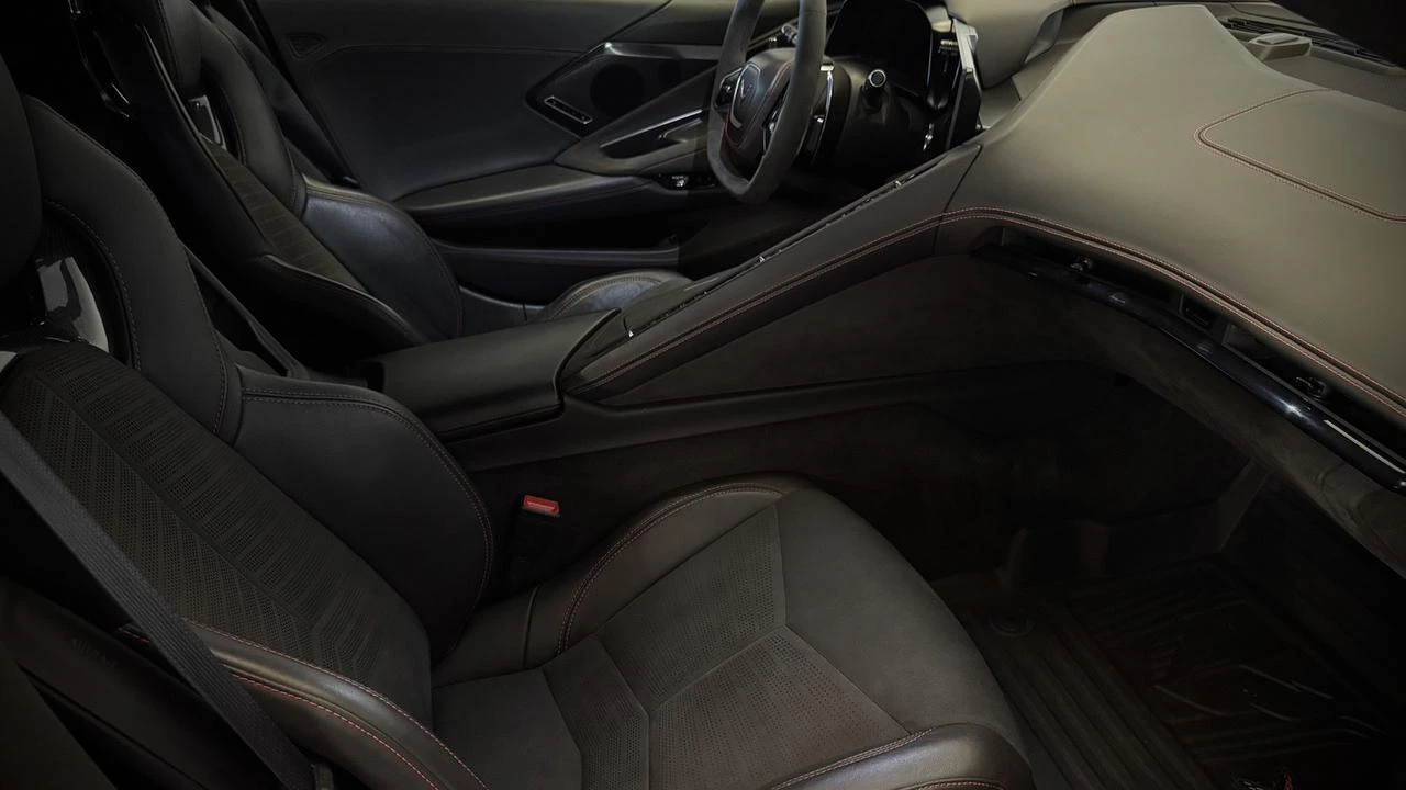 2024 Chevrolet Corvette C8 - Image 17 of 31
