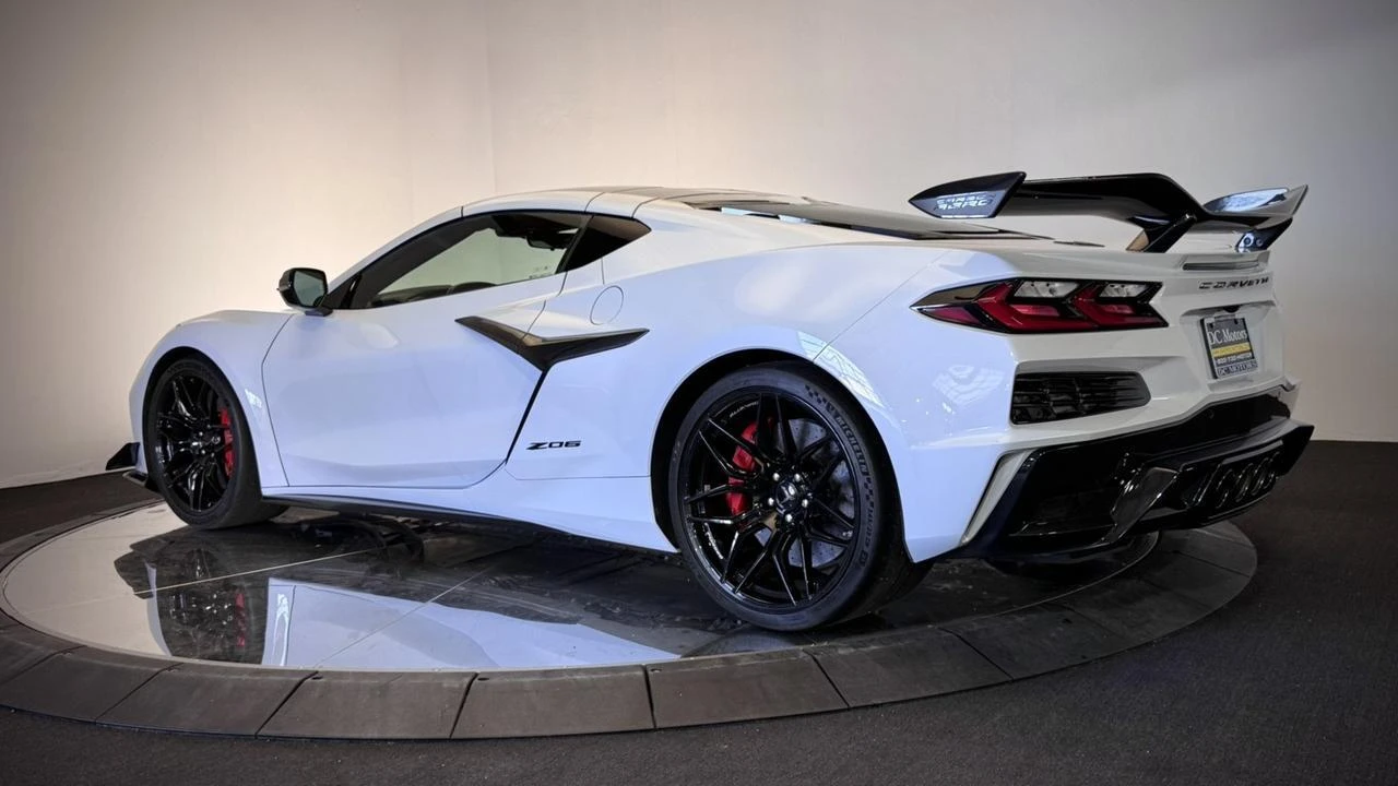 2024 Chevrolet Corvette - Image 4 of 31