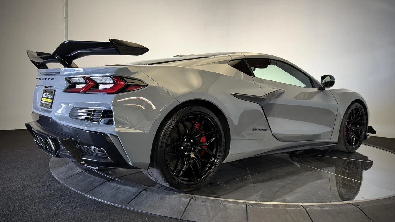 2024 Chevrolet Corvette C8 - Image 29 of 31