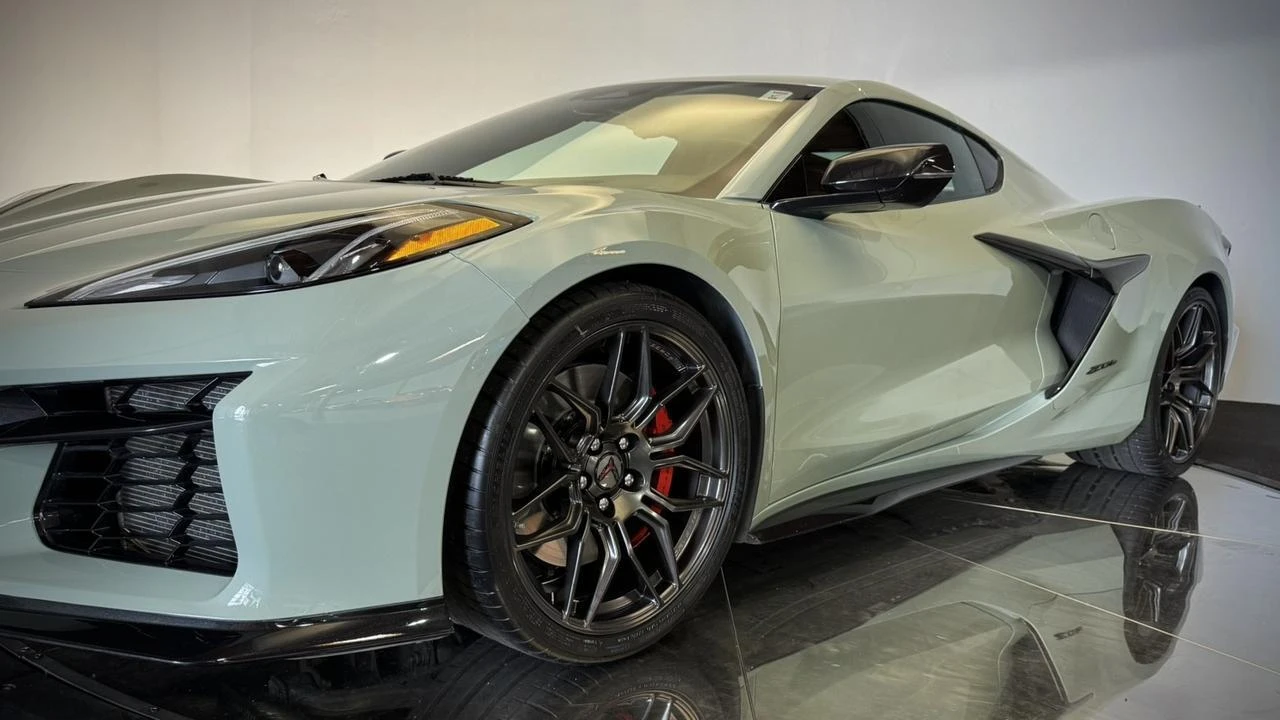 2024 Chevrolet Corvette C8 - Image 24 of 31