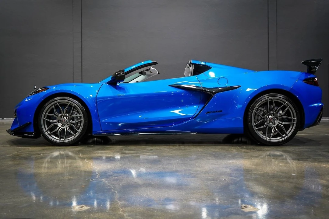 2024 Chevrolet Corvette C8 Z06 - Image 2 of 21