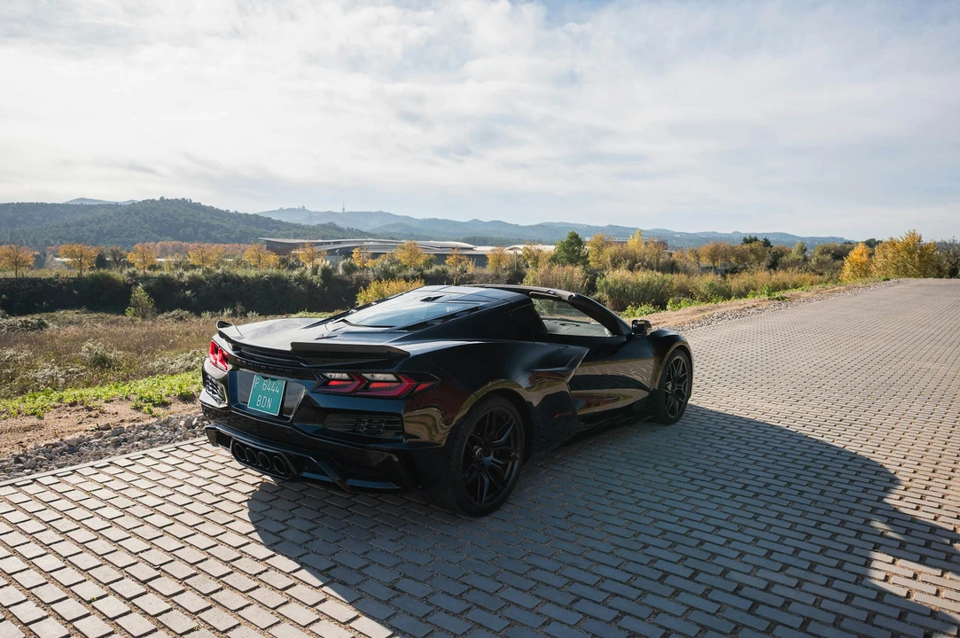2024 Chevrolet Corvette C8 Z06 - Image 7 of 21