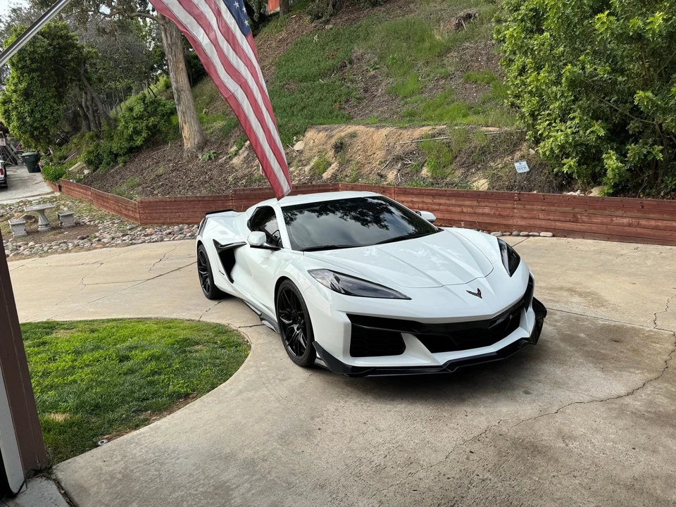 2024 Chevrolet Corvette C8 Z06 - Image 3 of 12