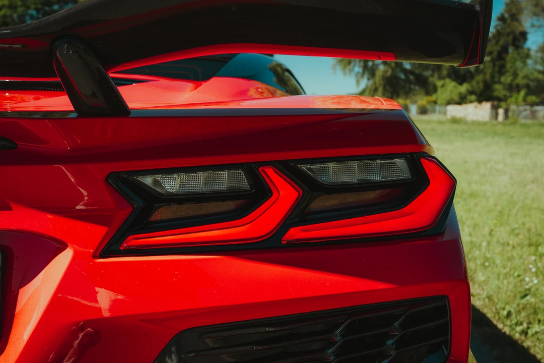 2025 Chevrolet Corvette C8 Z06 - Image 11 of 31
