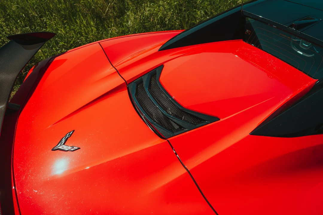 2025 Chevrolet Corvette C8 Z06 - Image 19 of 31