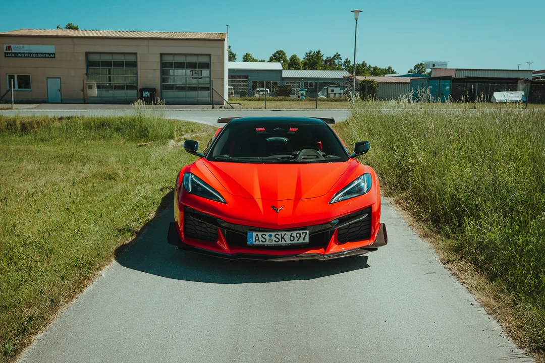 2025 Chevrolet Corvette C8 Z06 - Image 10 of 31