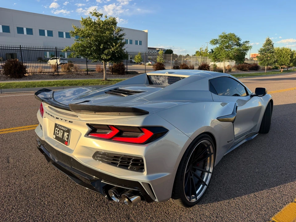 2024 Chevrolet Corvette C8 E-Ray - Image 18 of 27