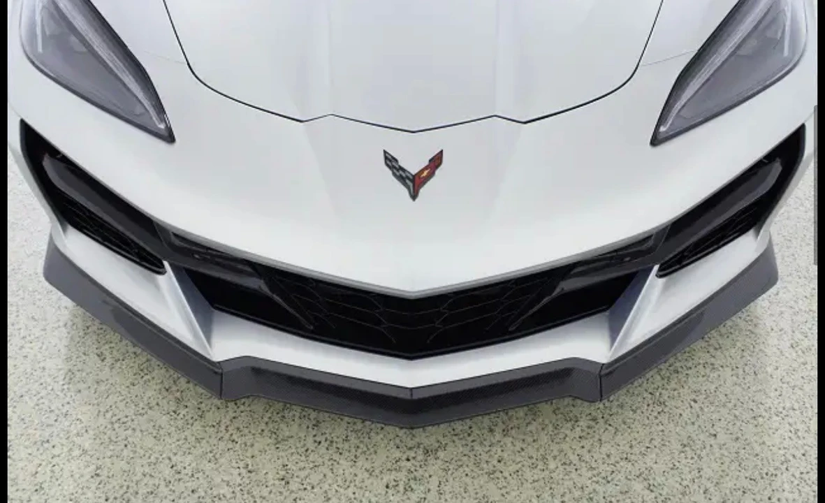 2024 Chevrolet Corvette C8 E-Ray - Image 19 of 21
