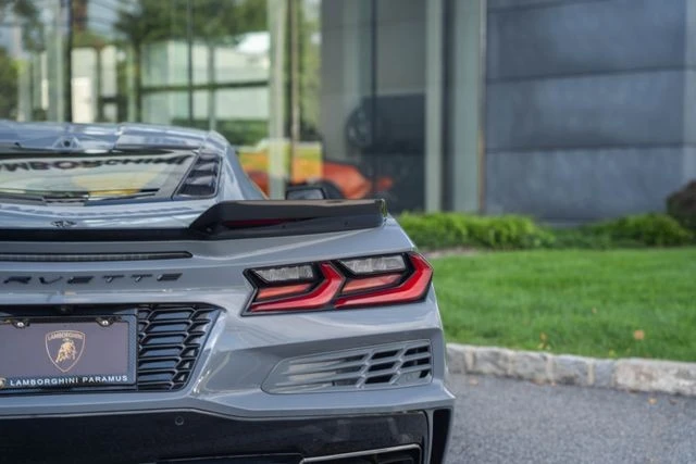 2024 Chevrolet Corvette C8 E-Ray - Image 26 of 31