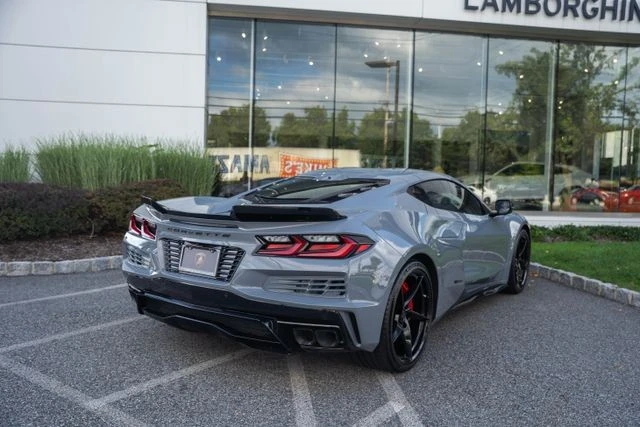 2024 Chevrolet Corvette C8 E-Ray - Image 28 of 31