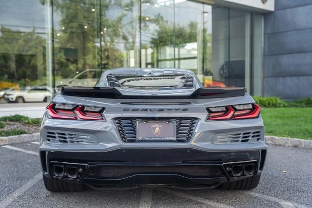 2024 Chevrolet Corvette C8 E-Ray - Image 25 of 31