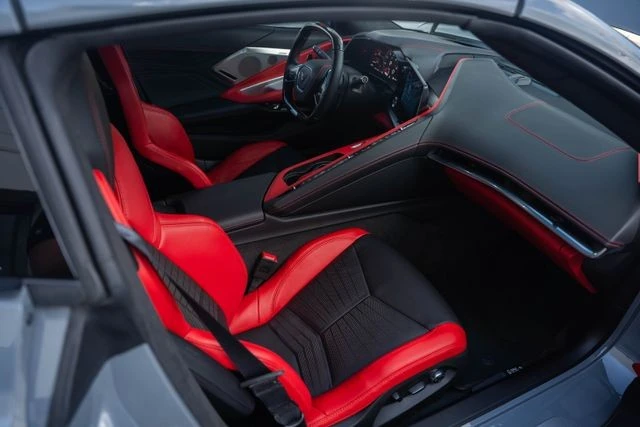 2024 Chevrolet Corvette C8 E-Ray - Image 22 of 31