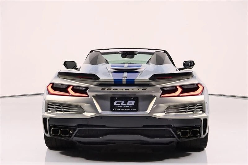 2024 Chevrolet Corvette C8 E-Ray - Image 11 of 31