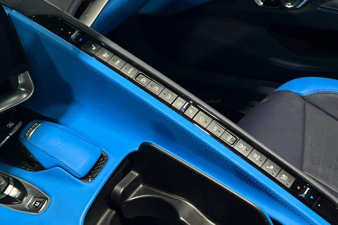 2024 Chevrolet Corvette C8 E-Ray - Image 26 of 31