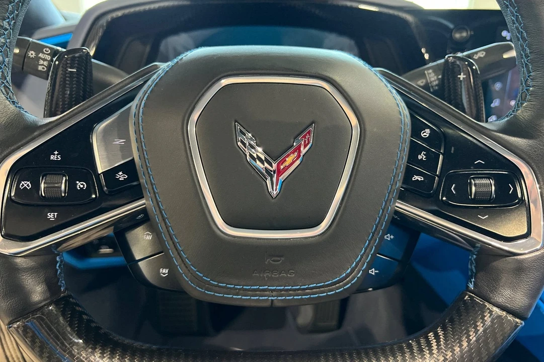 2024 Chevrolet Corvette C8 E-Ray - Image 29 of 31