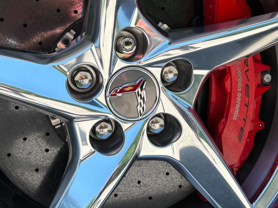 2024 Chevrolet Corvette C8 E-Ray - Image 22 of 31