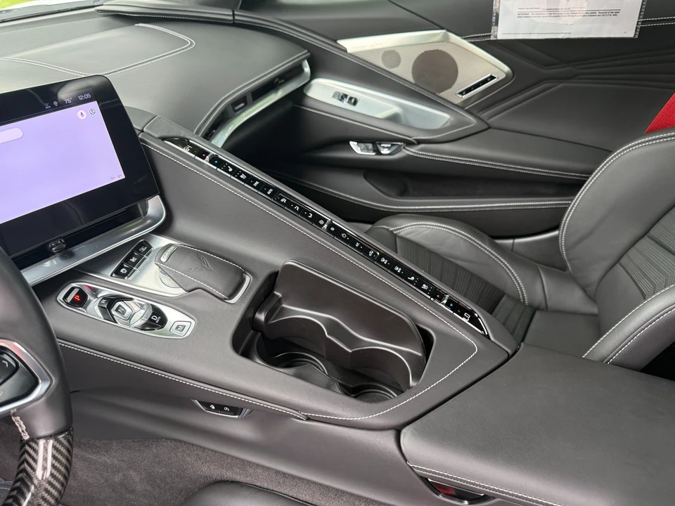 2024 Chevrolet Corvette C8 E-Ray - Image 29 of 31