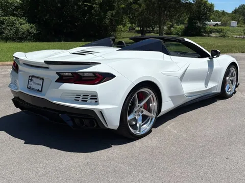 2024 Chevrolet Corvette C8 E-Ray - Image 3 of 20