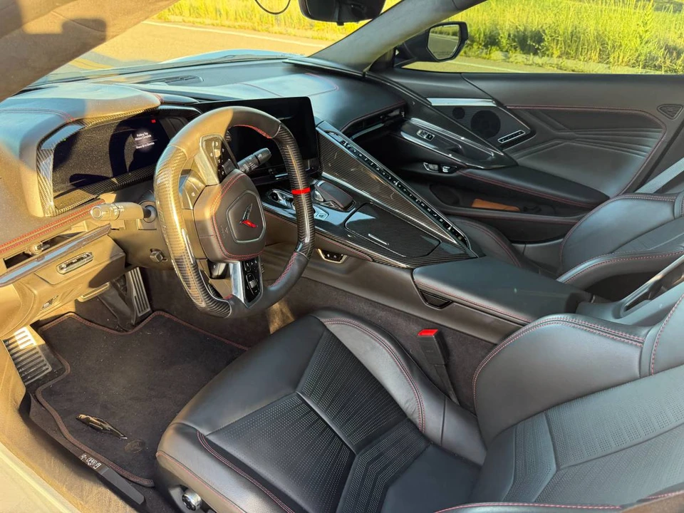 2024 Chevrolet Corvette C8 E-Ray - Image 15 of 23