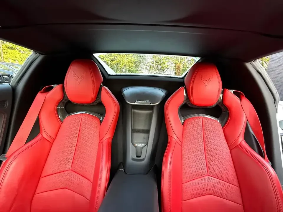 2024 Chevrolet Corvette C8 E-Ray - Image 9 of 10